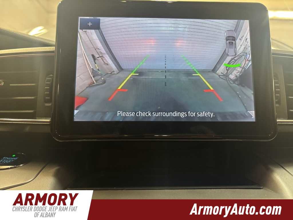 Used 2021 Ford Explorer XLT w/ Equipment Group 202A image 19