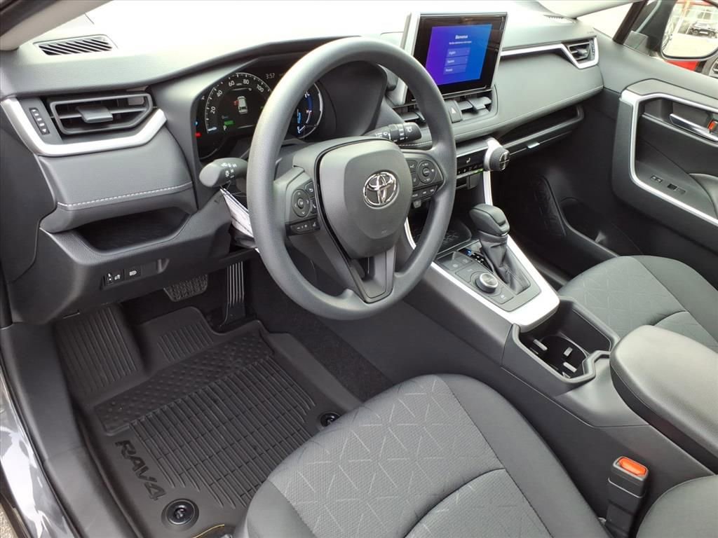 New 2025 Toyota RAV4 XLE image 4