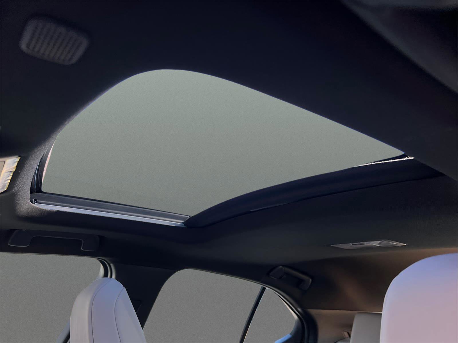 New 2025 Lexus UX 300h FWD image 20