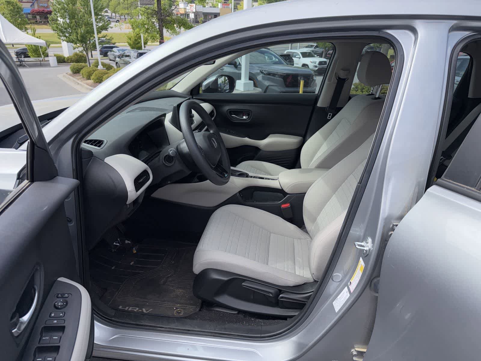 Used 2024 Honda HR-V LX image 15