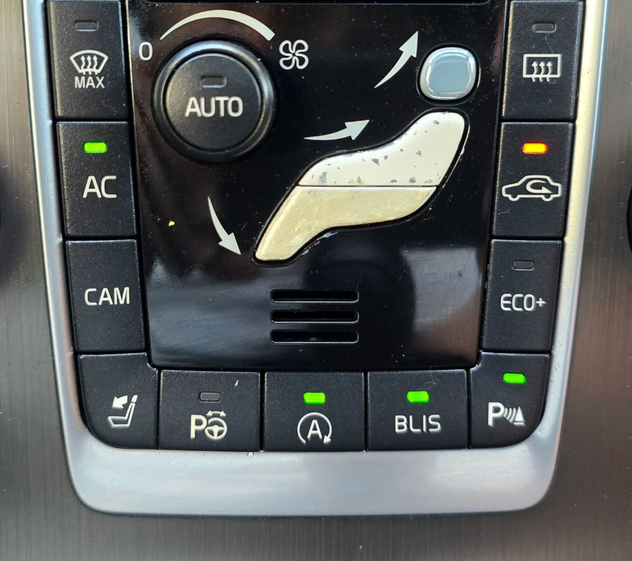 Used 2015 Volvo S60 T5 Premier Plus FWD image 34