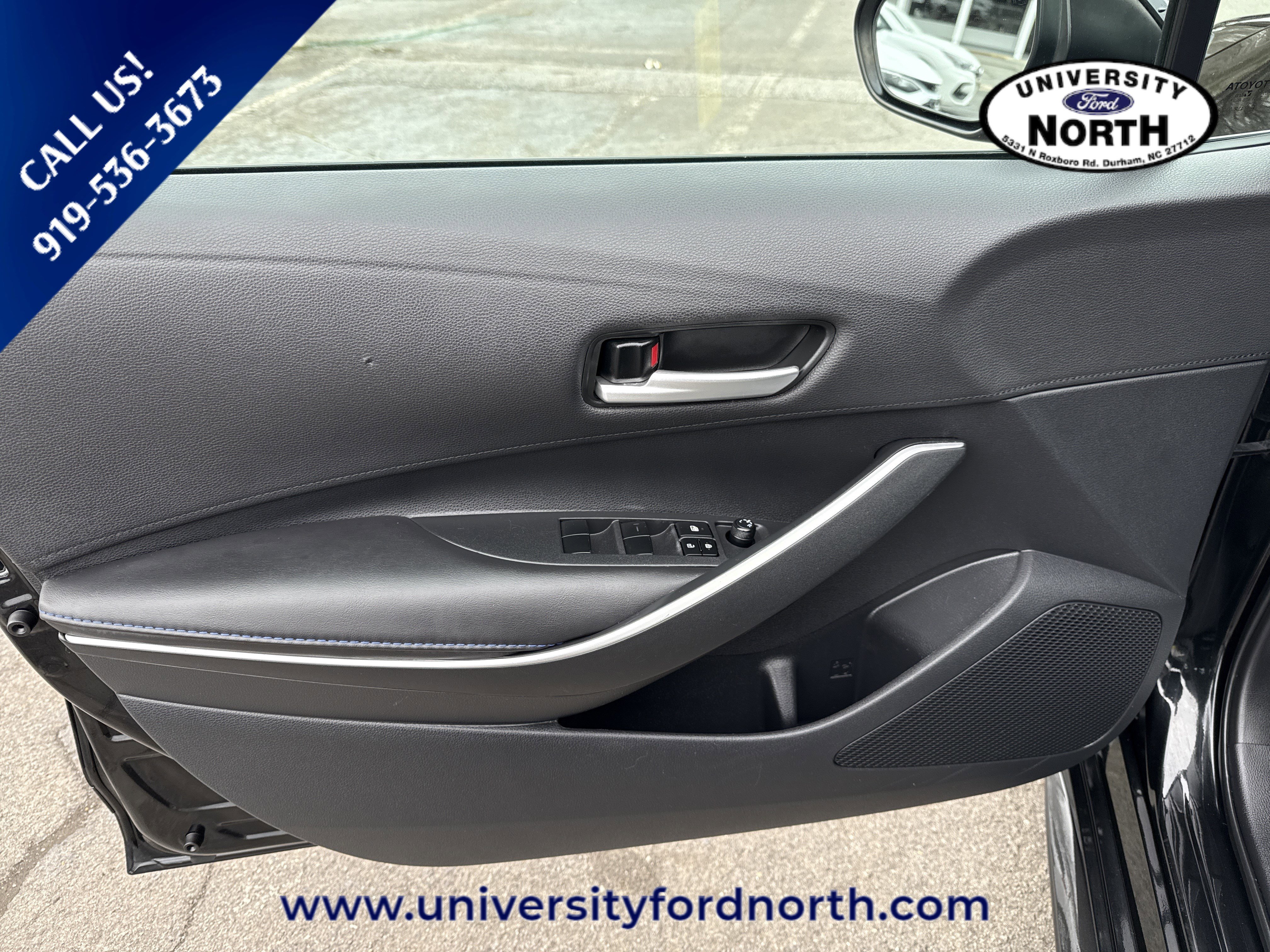 Used 2020 Toyota Corolla SE w/ Carpet Mat Package (TMS) image 11