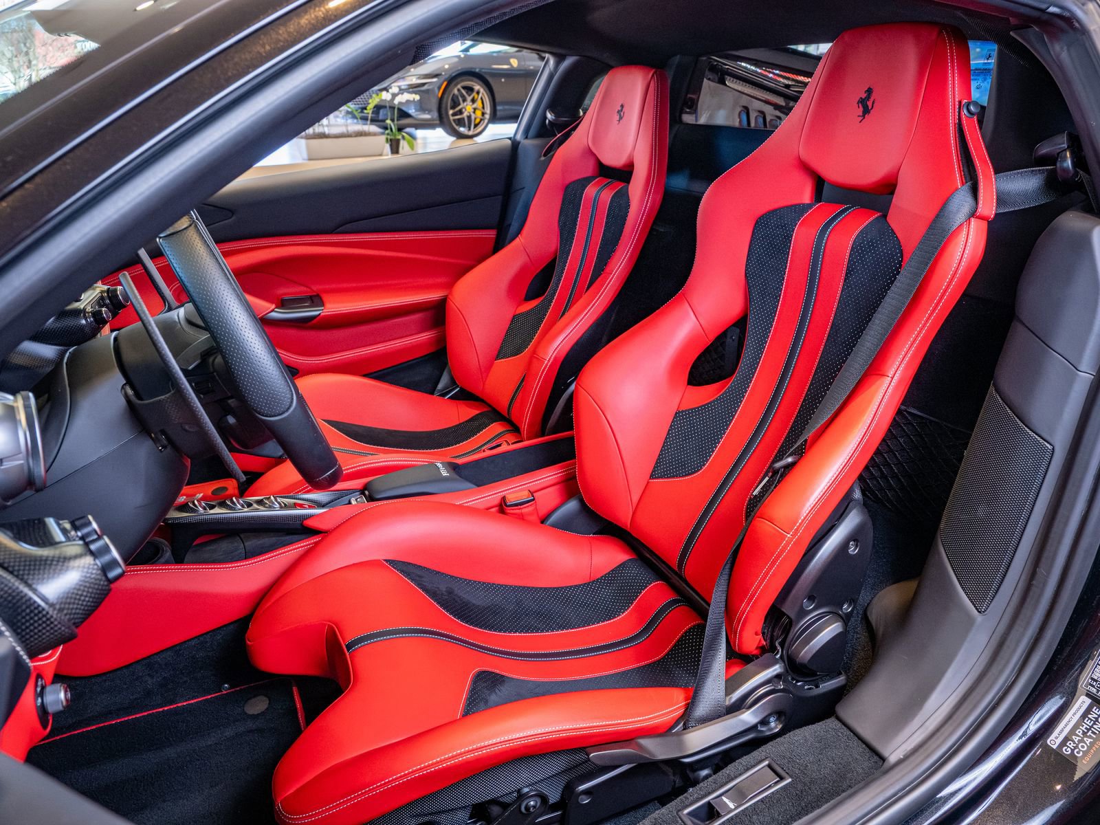 Used 2021 Ferrari F8 Tributo image 11