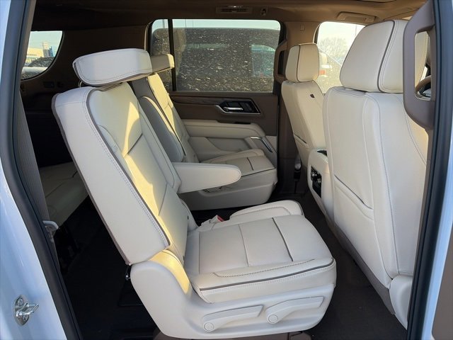 New 2026 GMC Yukon XL Denali image 10