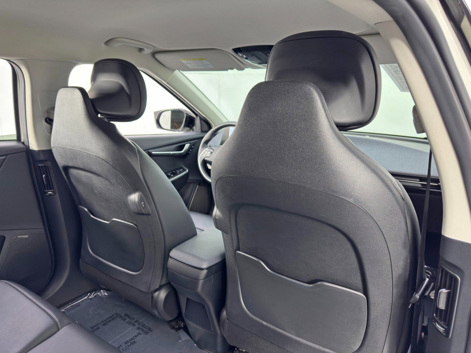 Used 2022 Kia EV6 Wind image 36