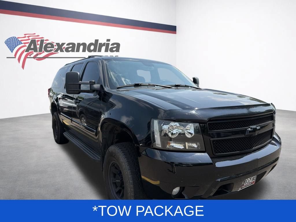 Used 2007 Chevrolet Suburban 2500 LS w/ Skid Plate Package AWD/4WD image 3
