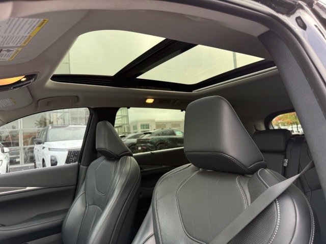 Used 2023 INFINITI QX60 Luxe w/ Cargo Package AWD/4WD image 2