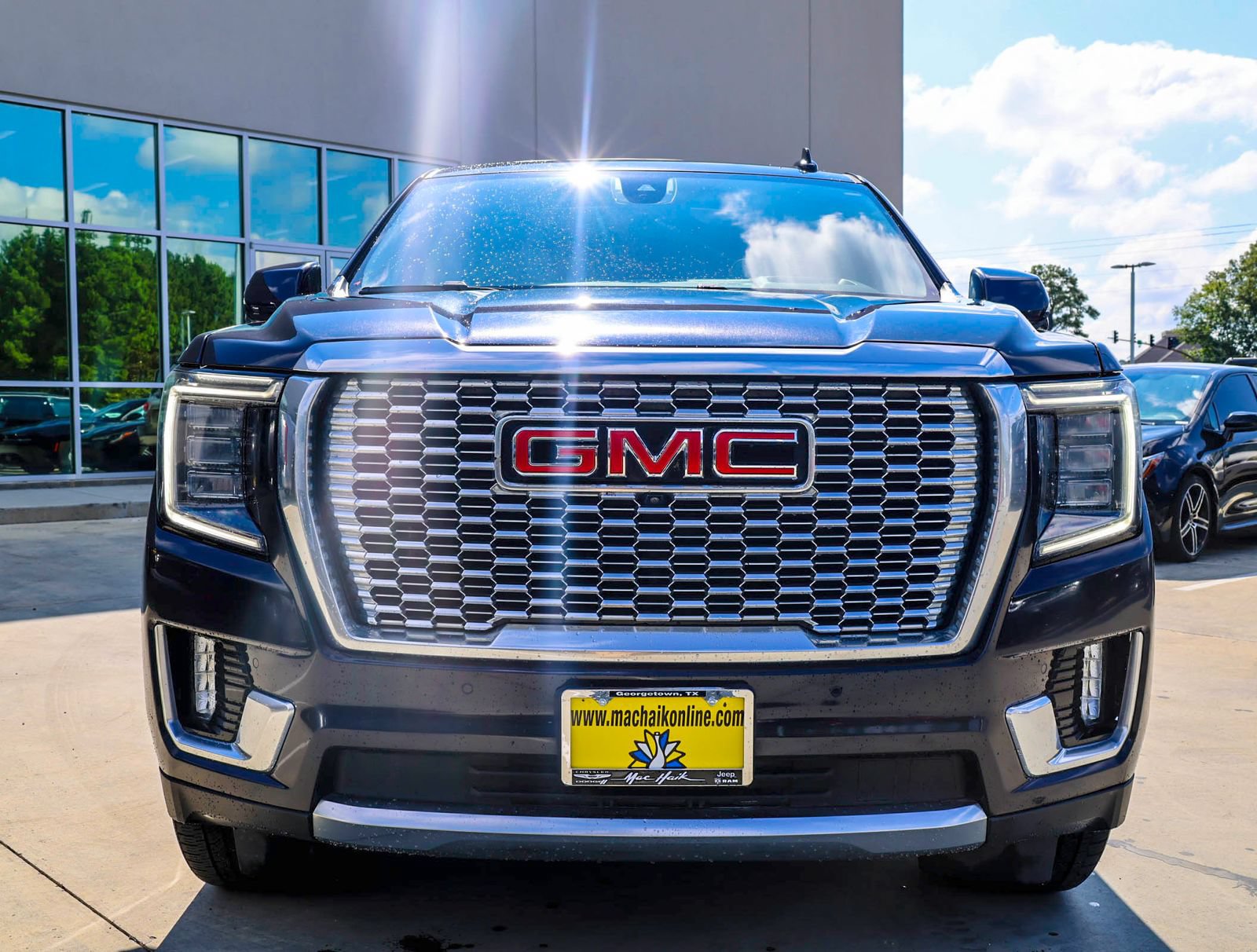 Used 2023 GMC Yukon Denali w/ Max Trailering Package AWD/4WD image 4