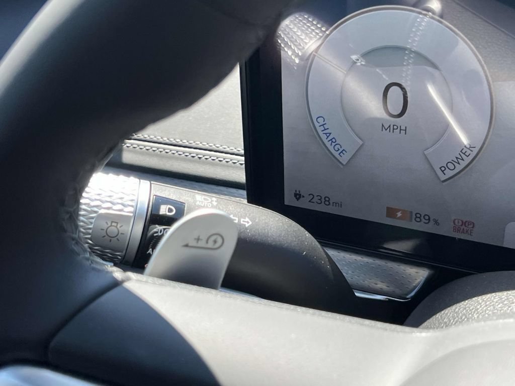 New 2024 Genesis GV60 Advanced AWD/4WD image 24