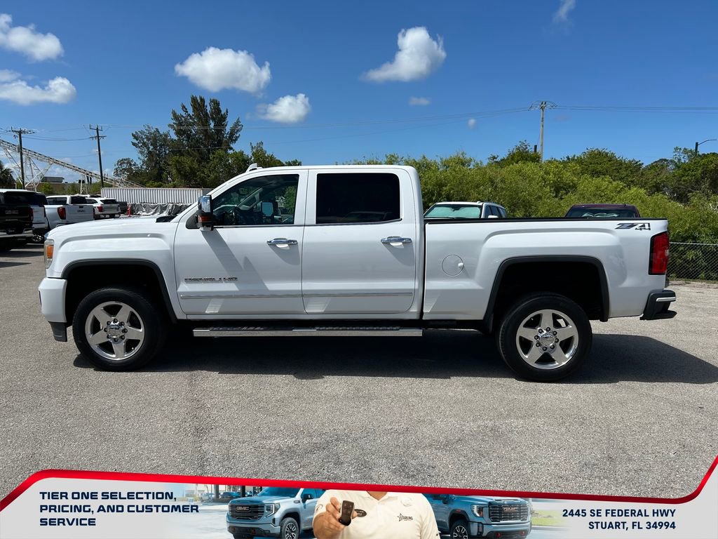 Used 2015 GMC Sierra 2500 Denali w/ Duramax Plus Package AWD/4WD image 4