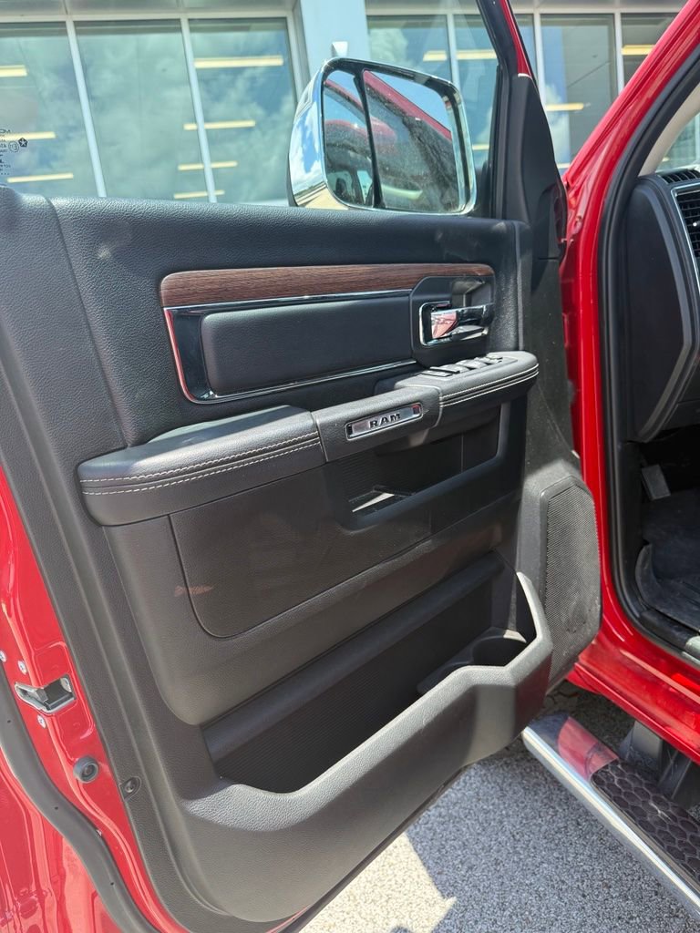 Used 2018 RAM 2500 Laramie AWD/4WD image 10
