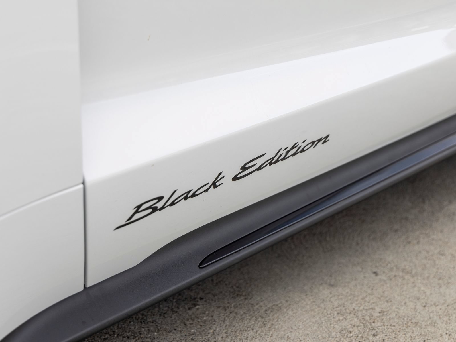 New 2026 Porsche Taycan AWD/4WD image 20