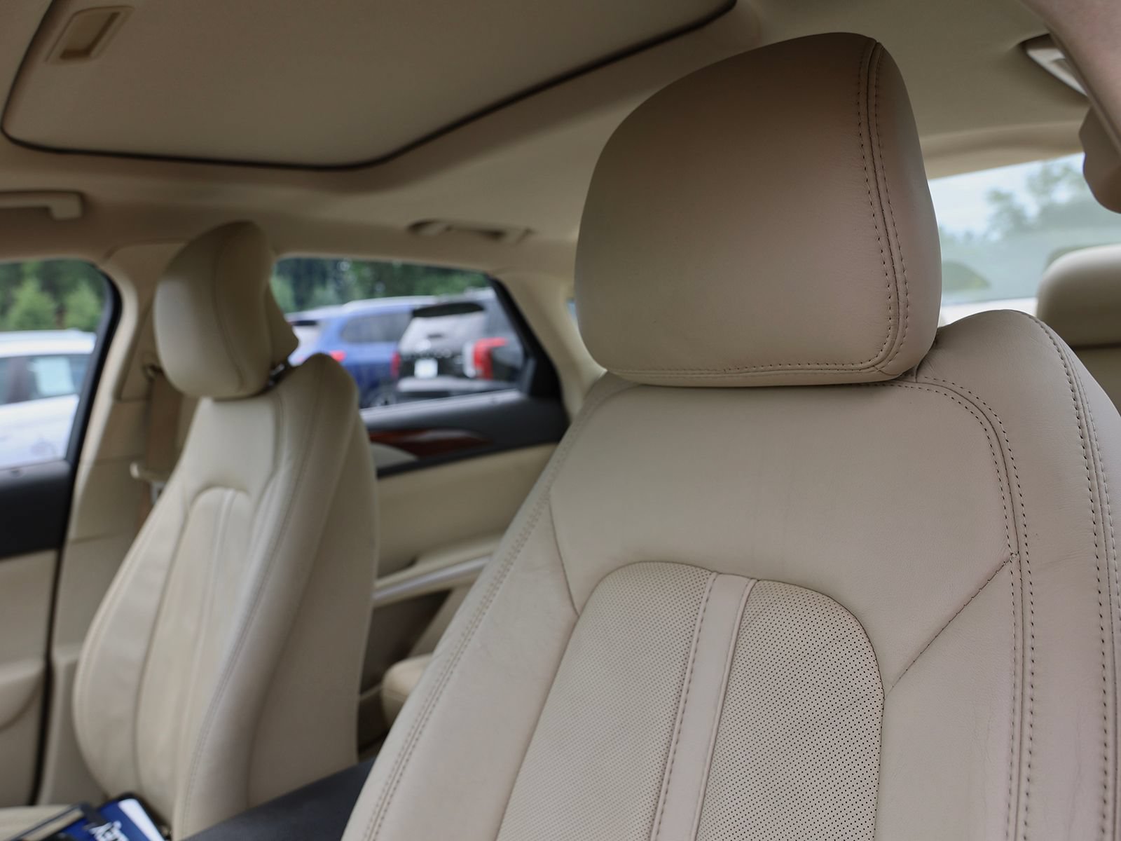 Used 2014 Lincoln MKZ AWD w/ Equipment Group 102A Reserve image 18
