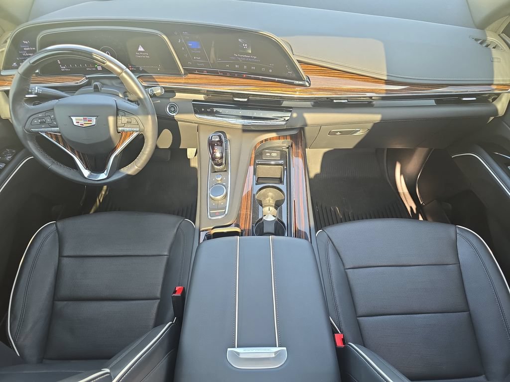 Used 2023 Cadillac Escalade Premium Luxury AWD/4WD image 9