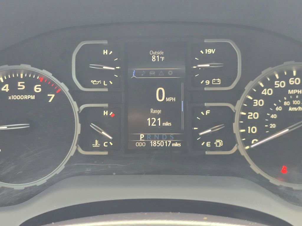 Used 2018 Toyota Tundra SR5 w/ SR5 Upgrade Package AWD/4WD image 27