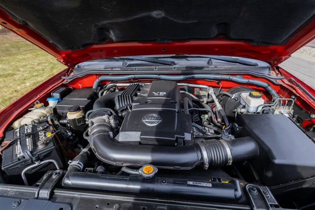 Used 2010 Nissan Frontier SE w/ Moonroof Pkg image 20