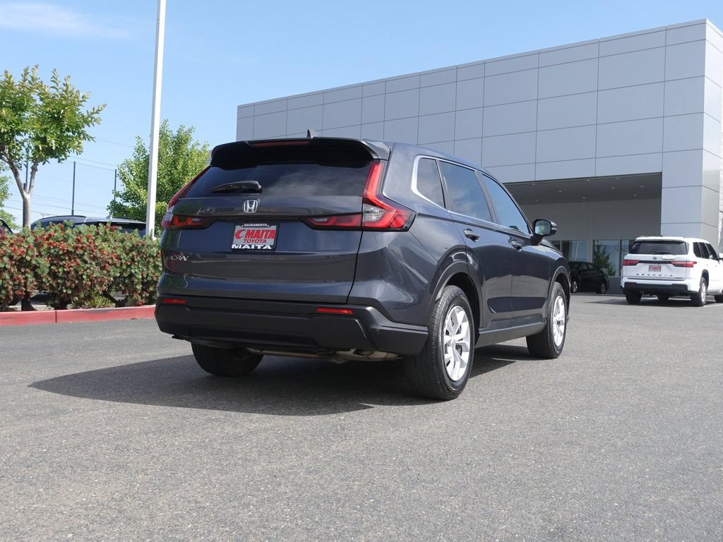 Used 2025 Honda CR-V LX image 4