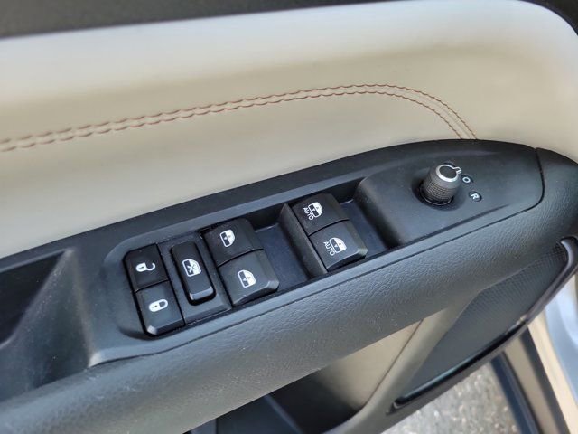 Used 2024 Jeep Compass Limited AWD/4WD image 16