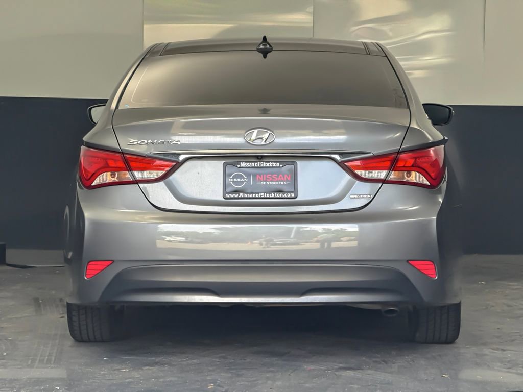 Used 2014 Hyundai Sonata Limited w/ Technology Package 05 FWD image 4