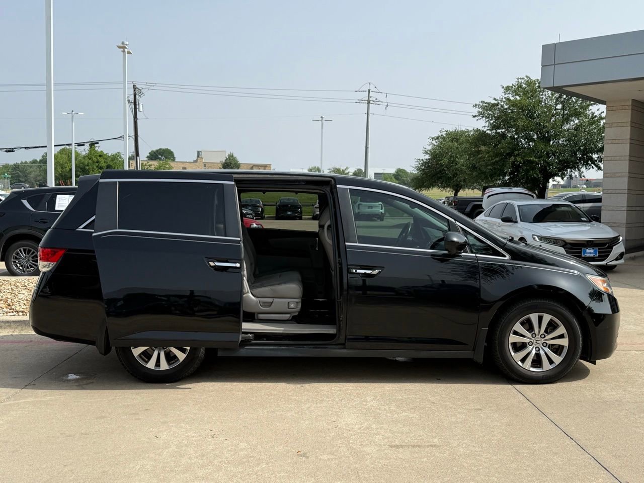 Used 2017 Honda Odyssey EX-L image 10