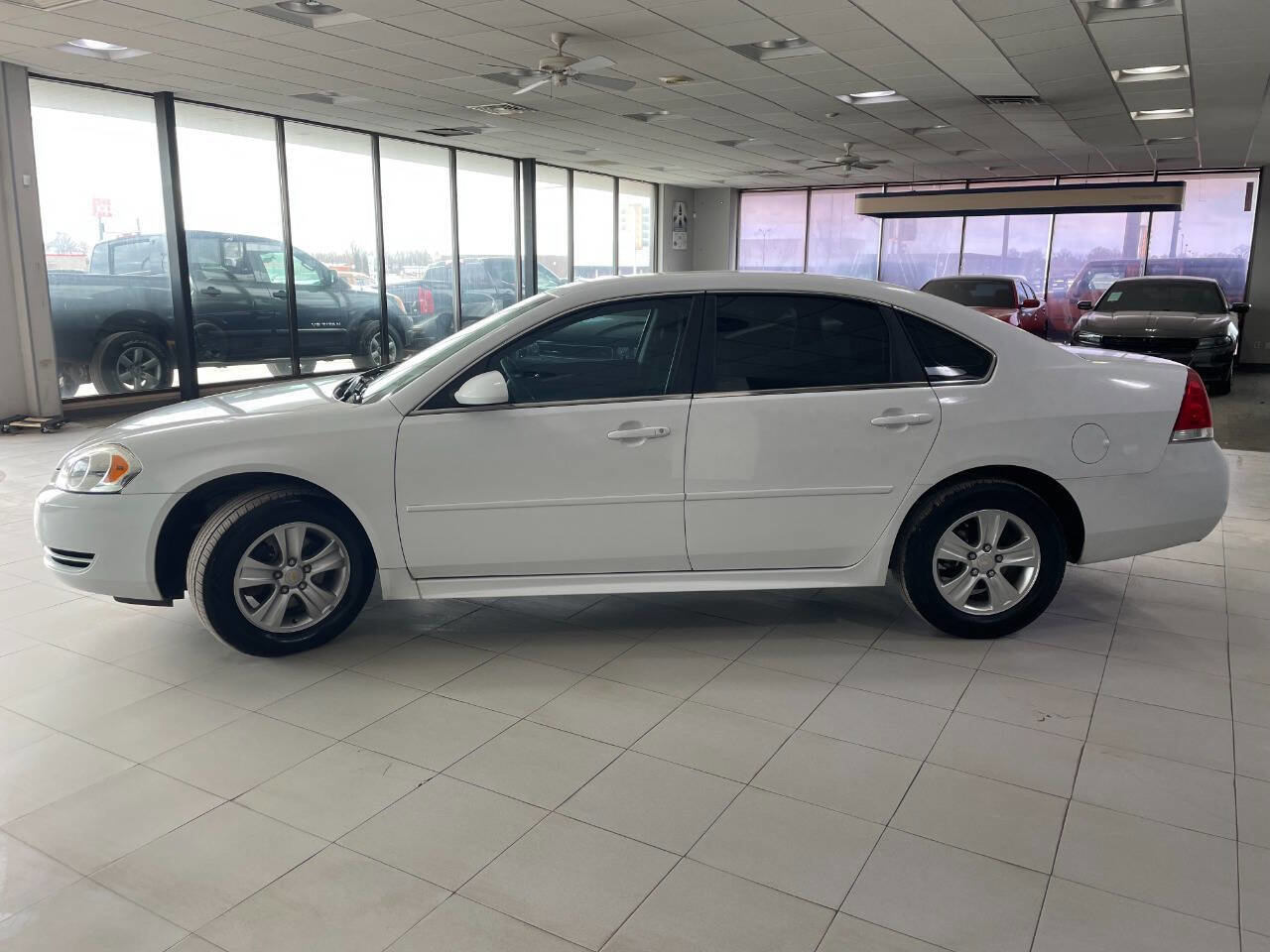 Used 2015 Chevrolet Impala Limited LS image 4