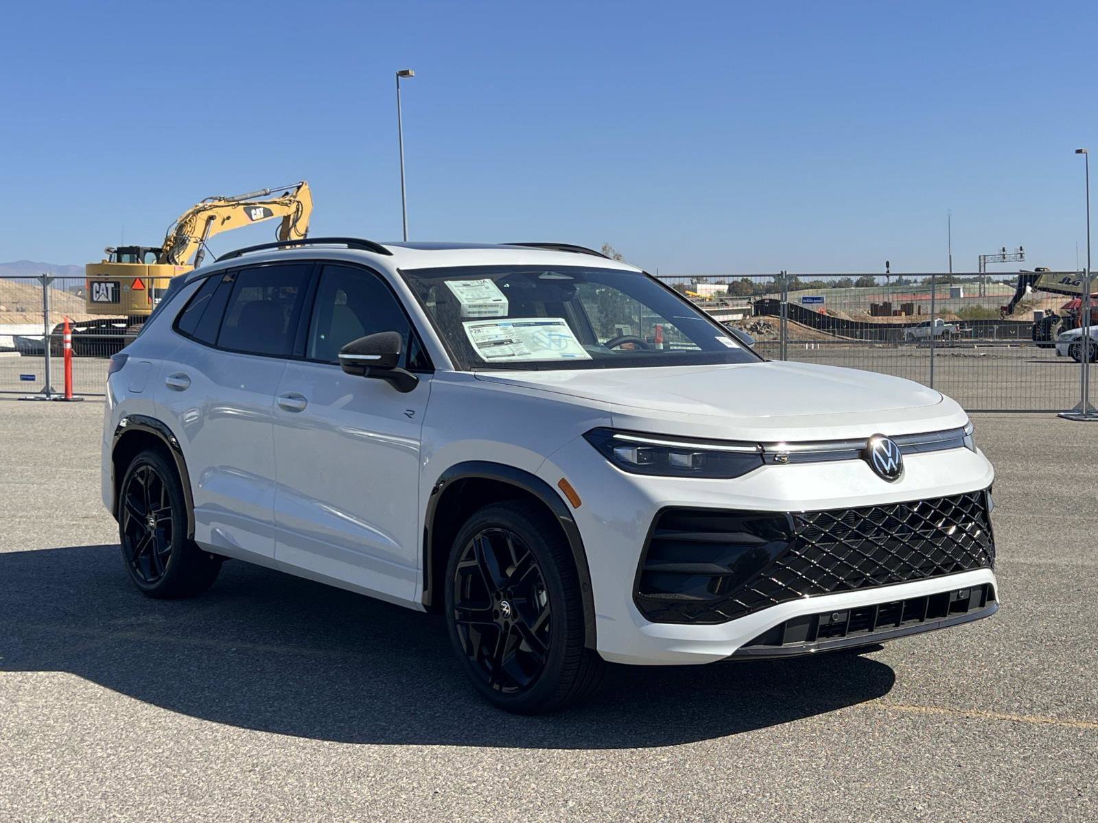 New 2026 Volkswagen Tiguan SE R-Line image 7