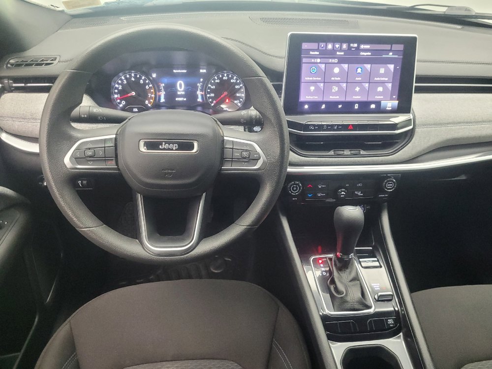 Used 2024 Jeep Compass Sport image 22