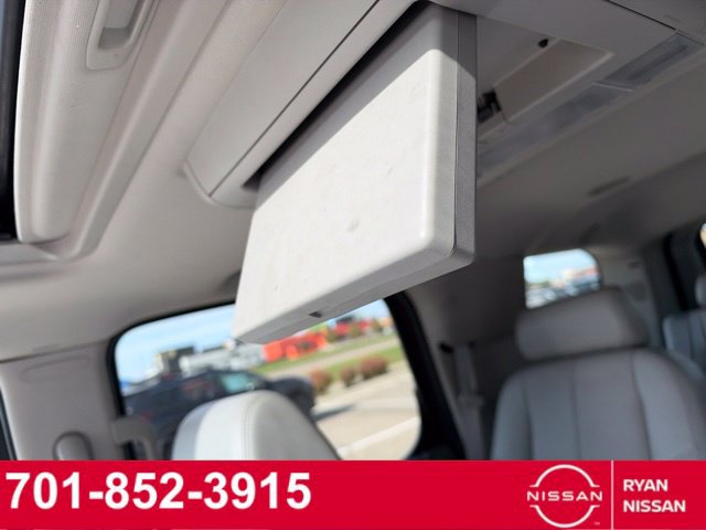 Used 2007 GMC Yukon SLT w/ SLT Preferred Equipment Group AWD/4WD image 16