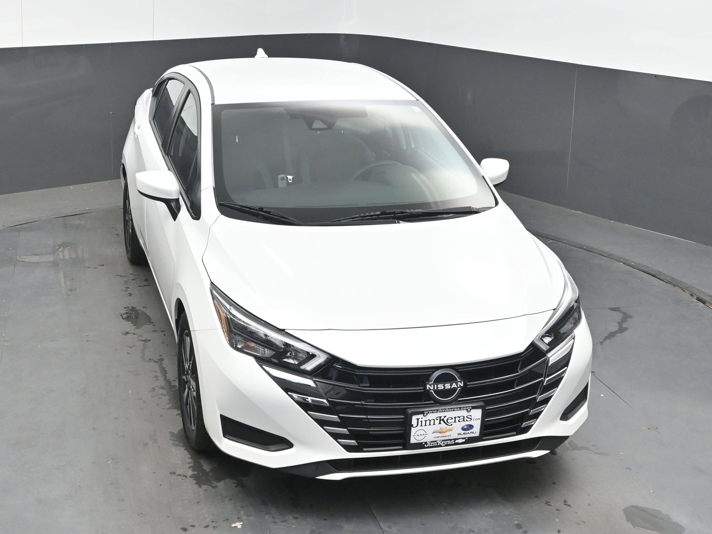 Used 2025 Nissan Versa SV image 36