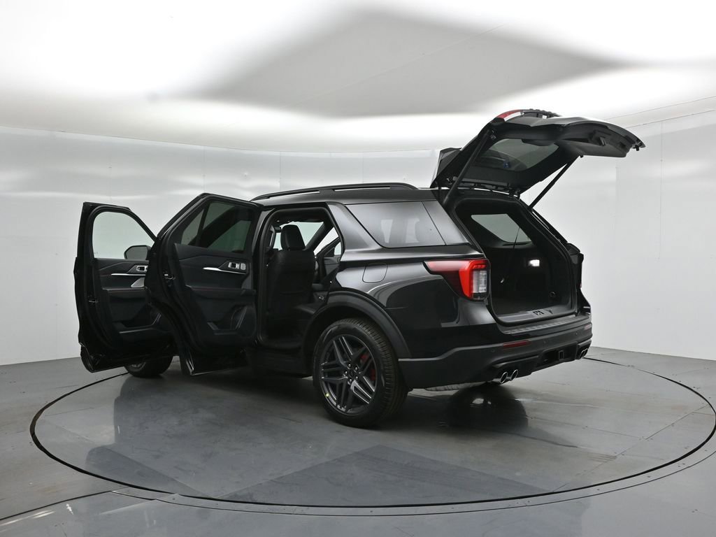New 2026 Ford Explorer ST image 34