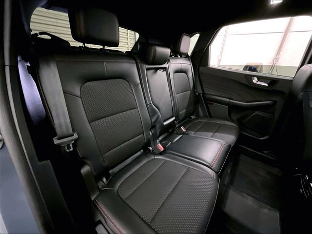 Certified 2023 Ford Escape ST-Line Elite AWD/4WD image 26