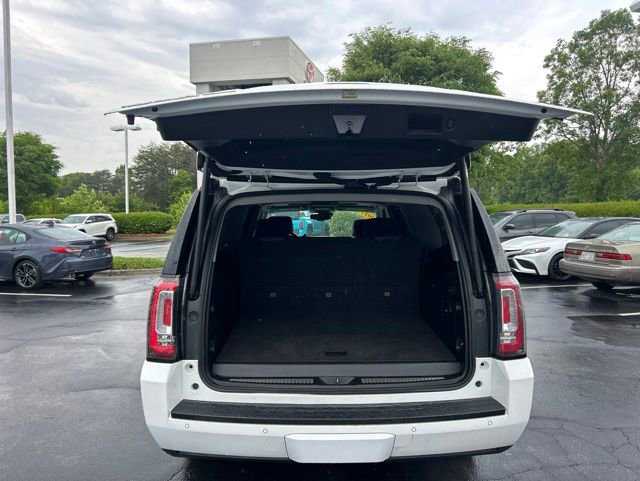 Used 2017 GMC Yukon XL SLT w/ Open Road Package AWD/4WD image 9