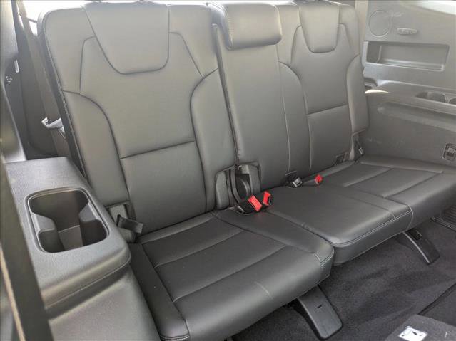 Used 2025 Kia Telluride S image 21