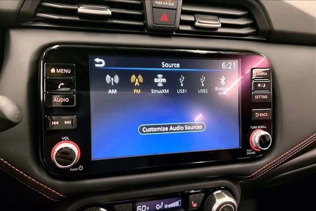 New 2025 Nissan Versa SR w/ Trunk Package image 27