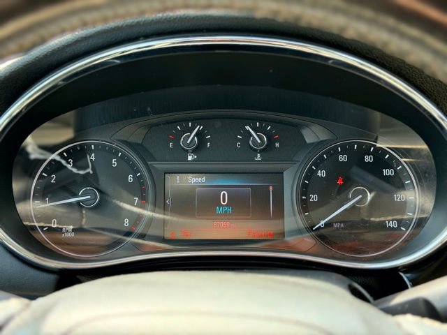 Used 2019 Buick Encore Essence image 9