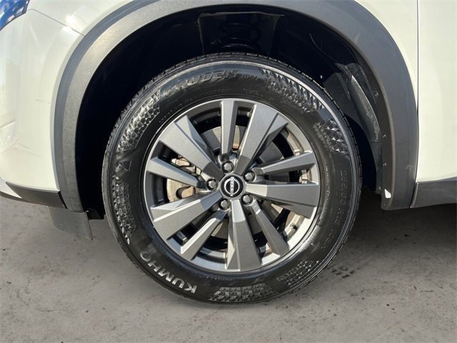 Used 2022 Nissan Pathfinder S w/ Cargo Package image 15