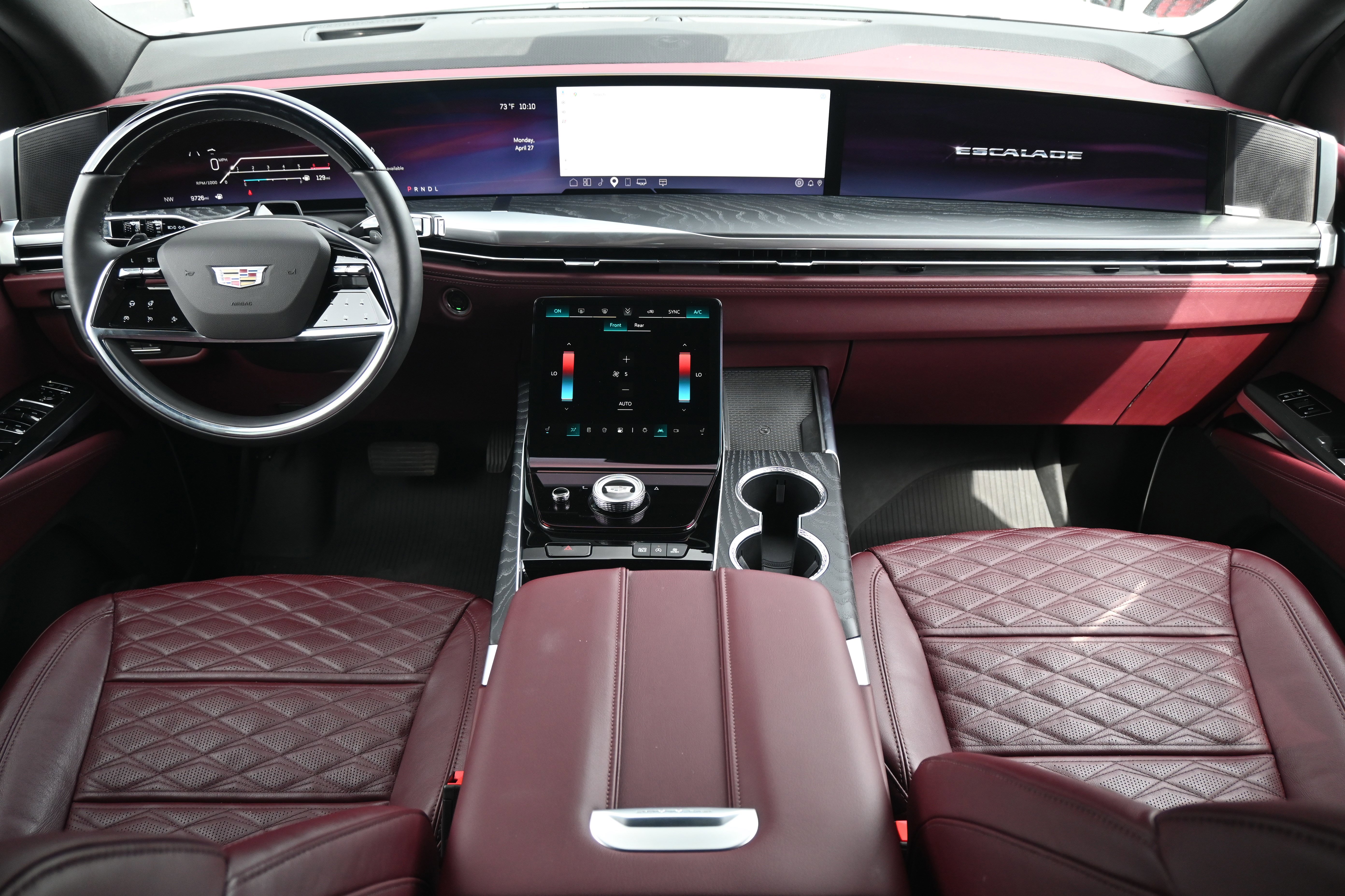 Used 2026 Cadillac Escalade Luxury w/ LPO, Floor Liner Package AWD/4WD image 29