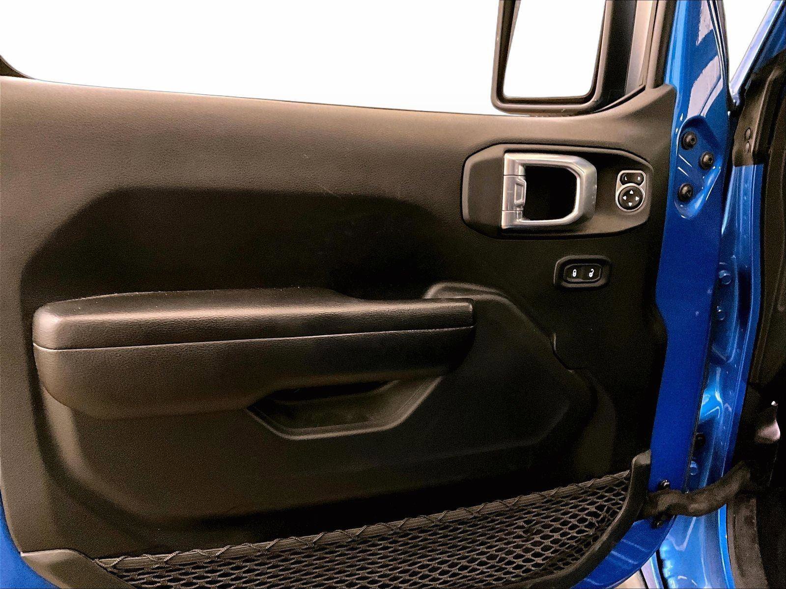 Used 2021 Jeep Wrangler Sport AWD/4WD image 21