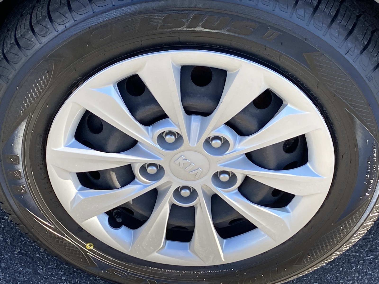 Used 2020 Kia Forte Sedan image 23