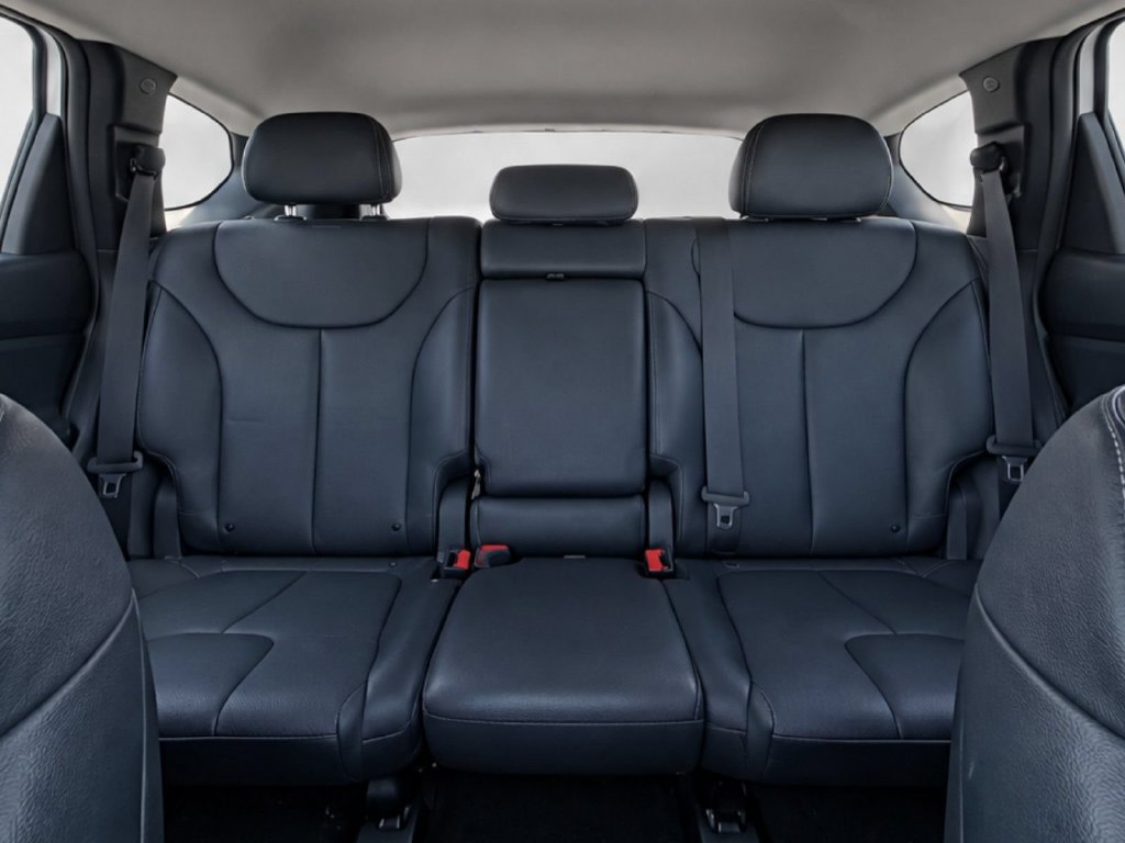 Used 2019 Hyundai Santa Fe SEL w/ Cargo Package FWD image 34