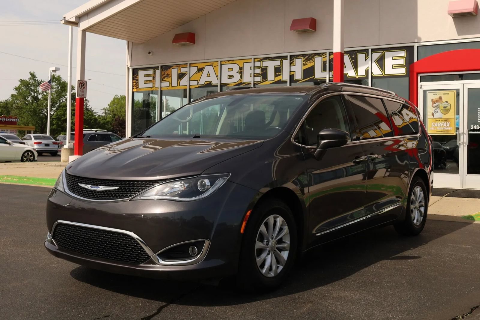 Used 2018 Chrysler Pacifica Touring-L