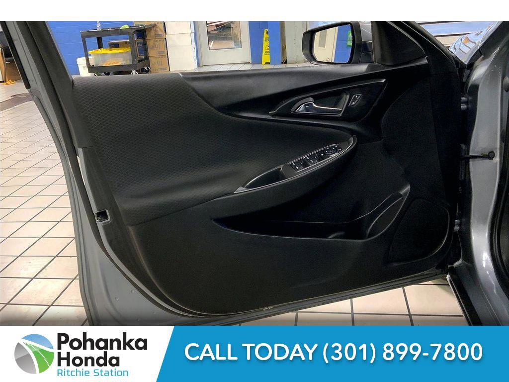 Used 2023 Chevrolet Malibu LT image 25