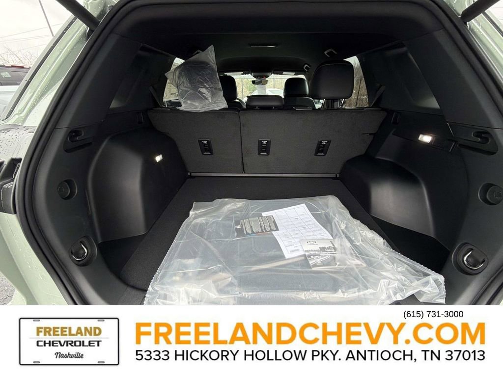 New 2026 Chevrolet Equinox ACTIV w/ Safety and Technology Package image 11