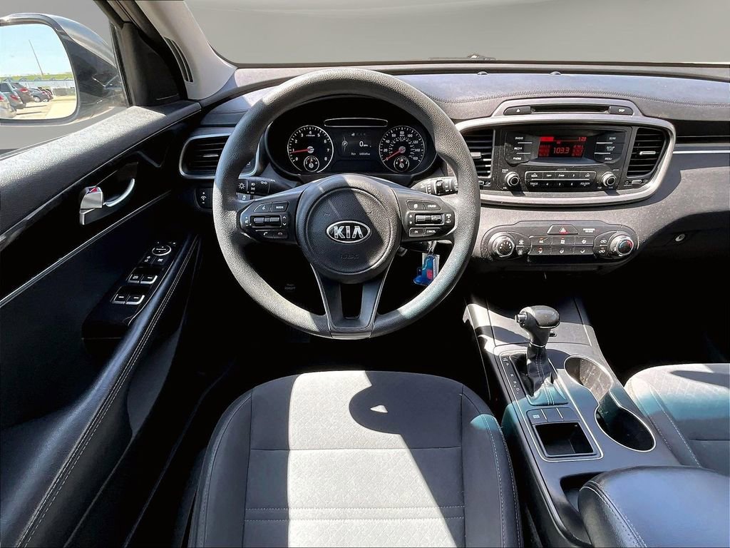 Used 2016 Kia Sorento L FWD image 11