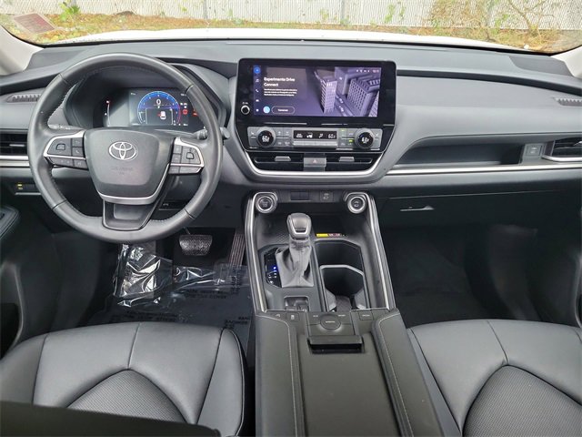 Used 2024 Toyota Grand Highlander XLE image 7