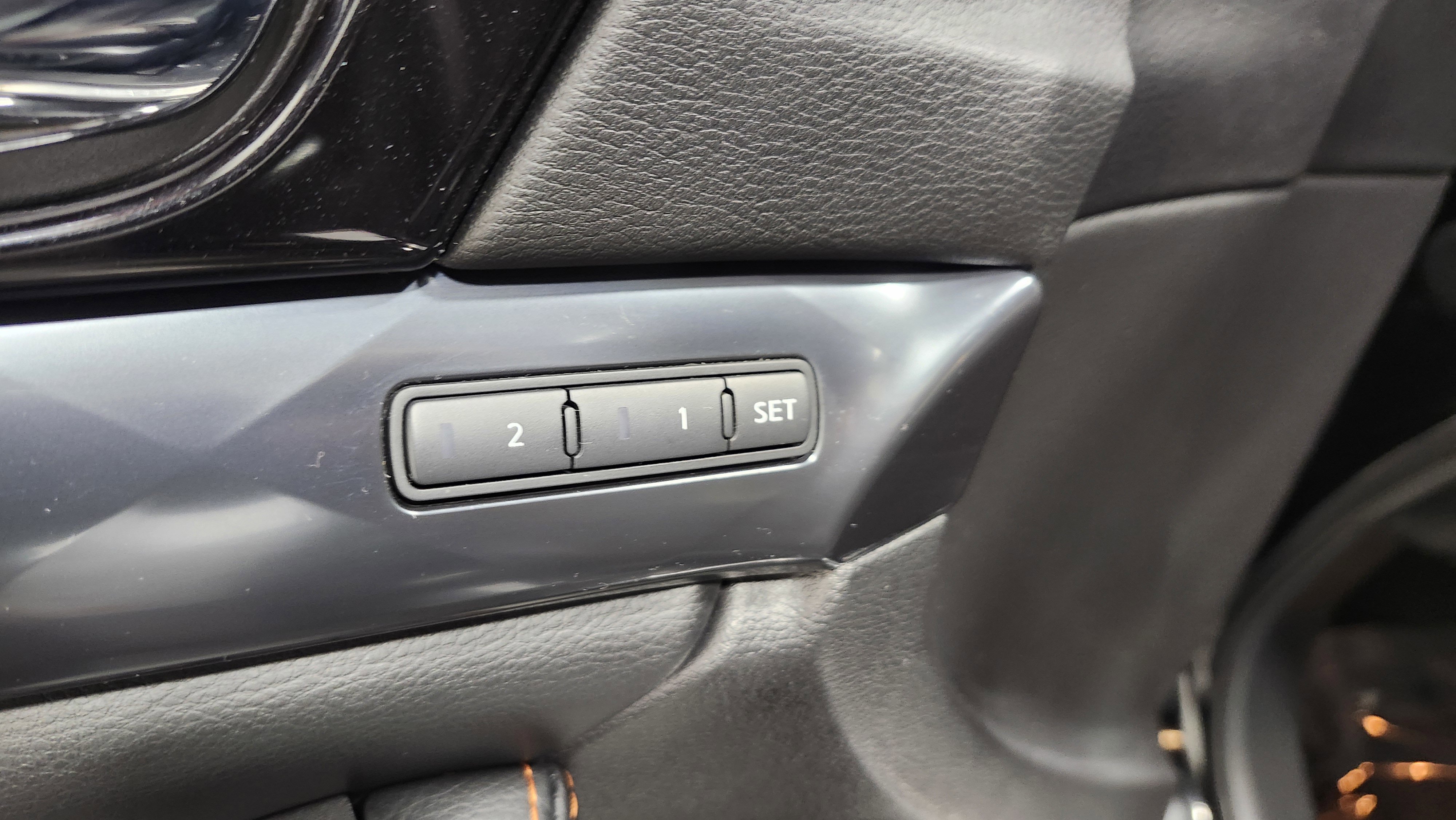 Used 2019 Nissan Maxima SR w/ Premium Package image 29