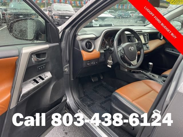 Used 2017 Toyota RAV4 Platinum FWD image 5