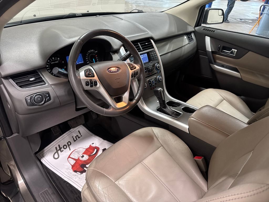 Used 2013 Ford Edge SEL image 45
