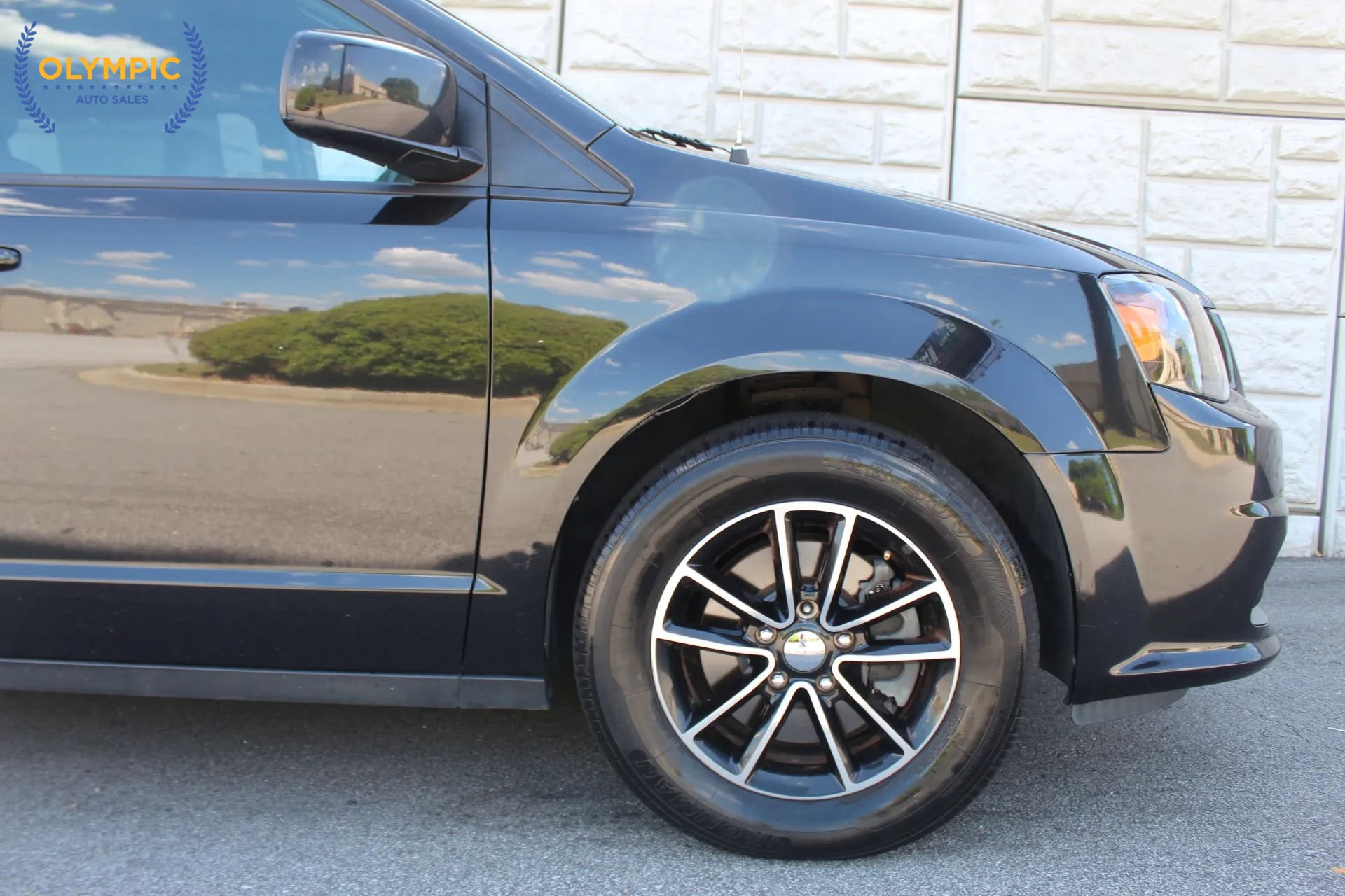 Used 2018 Dodge Grand Caravan GT FWD image 13
