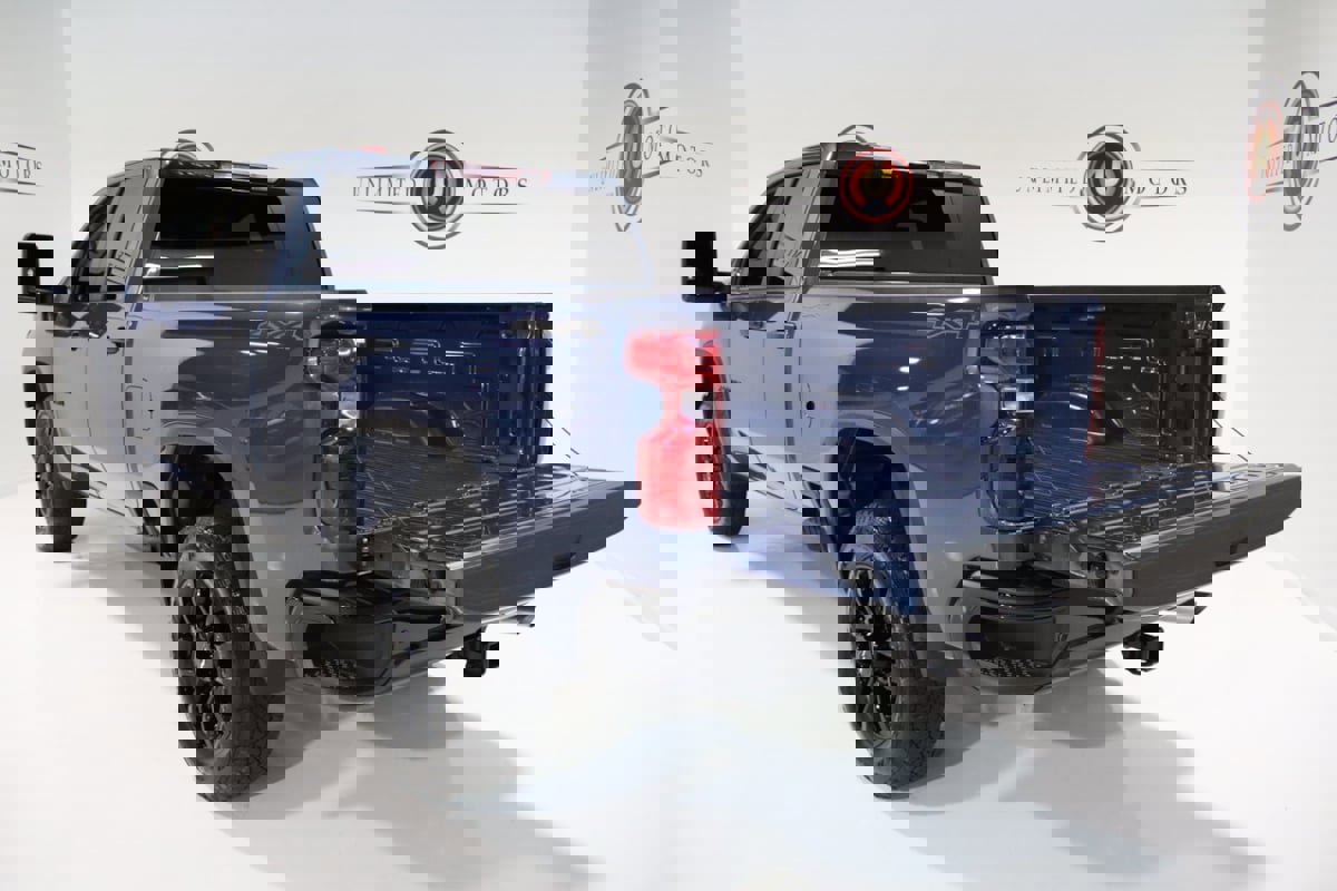 Used 2026 Chevrolet Silverado 2500 Custom w/ Custom Value Package image 31